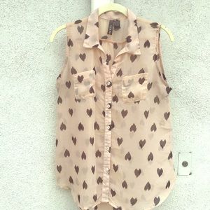 Sleeveless button up blouse